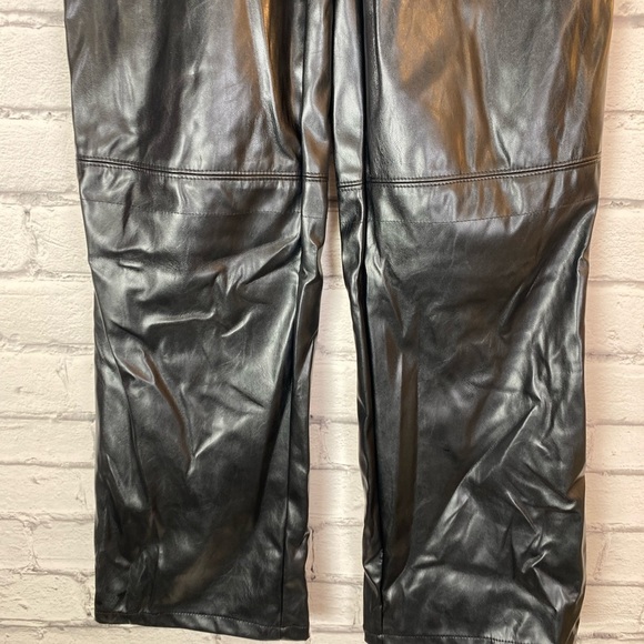 MakeMeChic Y2K 2000’s Faux Leather Black High Waisted Skinny Pants Size Medium - Picture 4 of 10